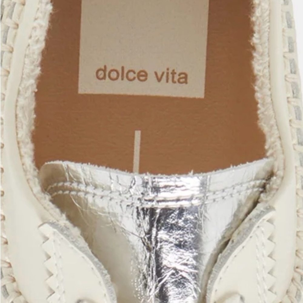 DOLCE VITA DELANY Off-White Sneakers, size 8 - Picture 9 of 12